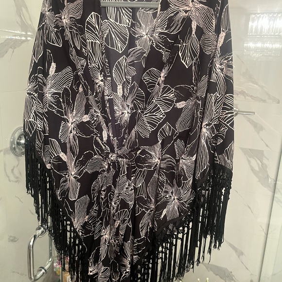 Free press kimono top duster beach cover up size medium but fits one size all - Picture 8 of 15